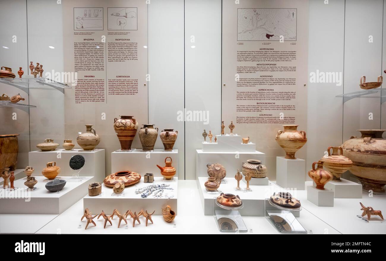 Reperti antichi a Micene, sito archeologico greco, Peloponneso, Grecia Foto Stock