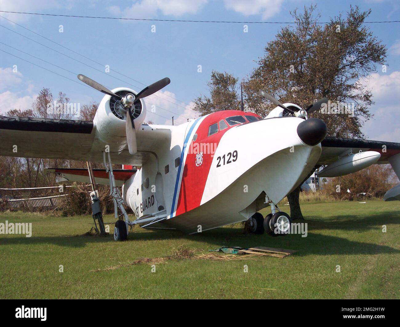 Conseguenze - danni aerei della Guardia Costiera - 26-HK-289-4. Uragano Katrina Foto Stock