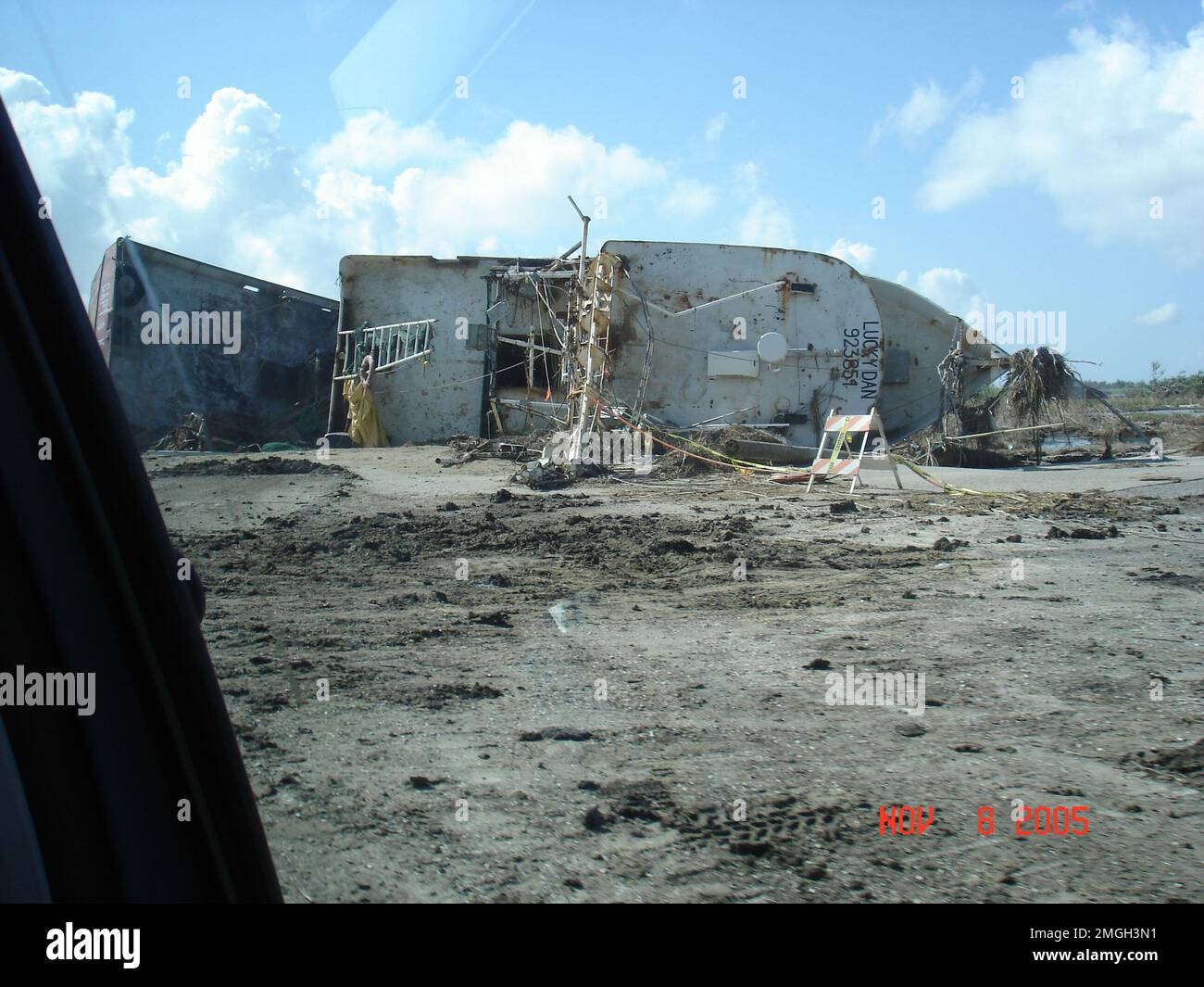 Comandi di manutenzione e Logistica Atlantic - Team inventario immobiliare - Venezia - 26-HK-197-25. Uragano Katrina Foto Stock