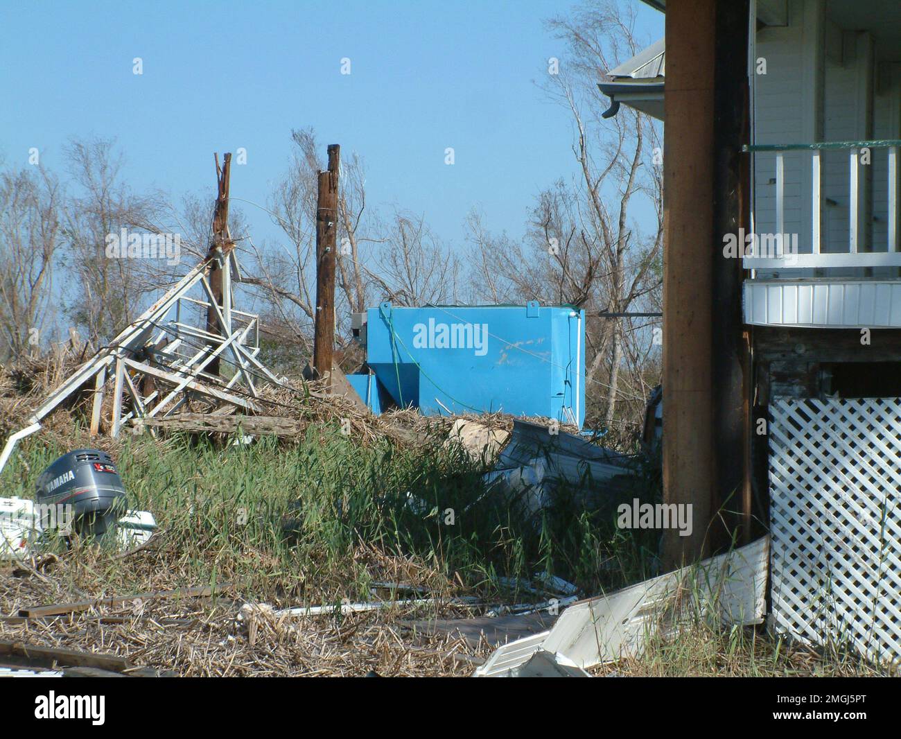 Materiale del Vice Ammiraglio Allen - Pilottown - 26-HK-373-18. Uragano Katrina Foto Stock