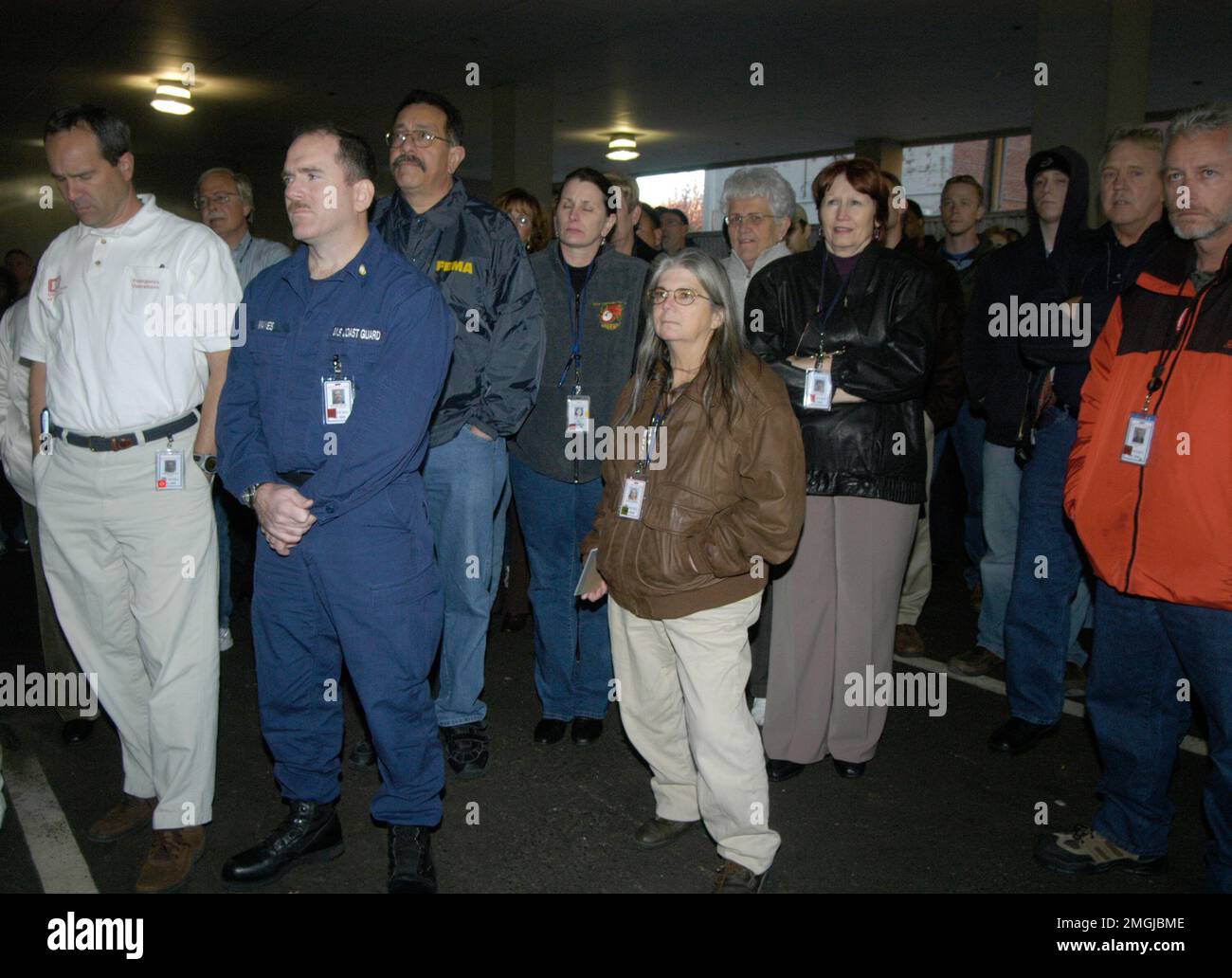 Il vice ammiraglio Thad Allen visita Jackson Field Office - 26-HK-11-1. Uragano Katrina Foto Stock