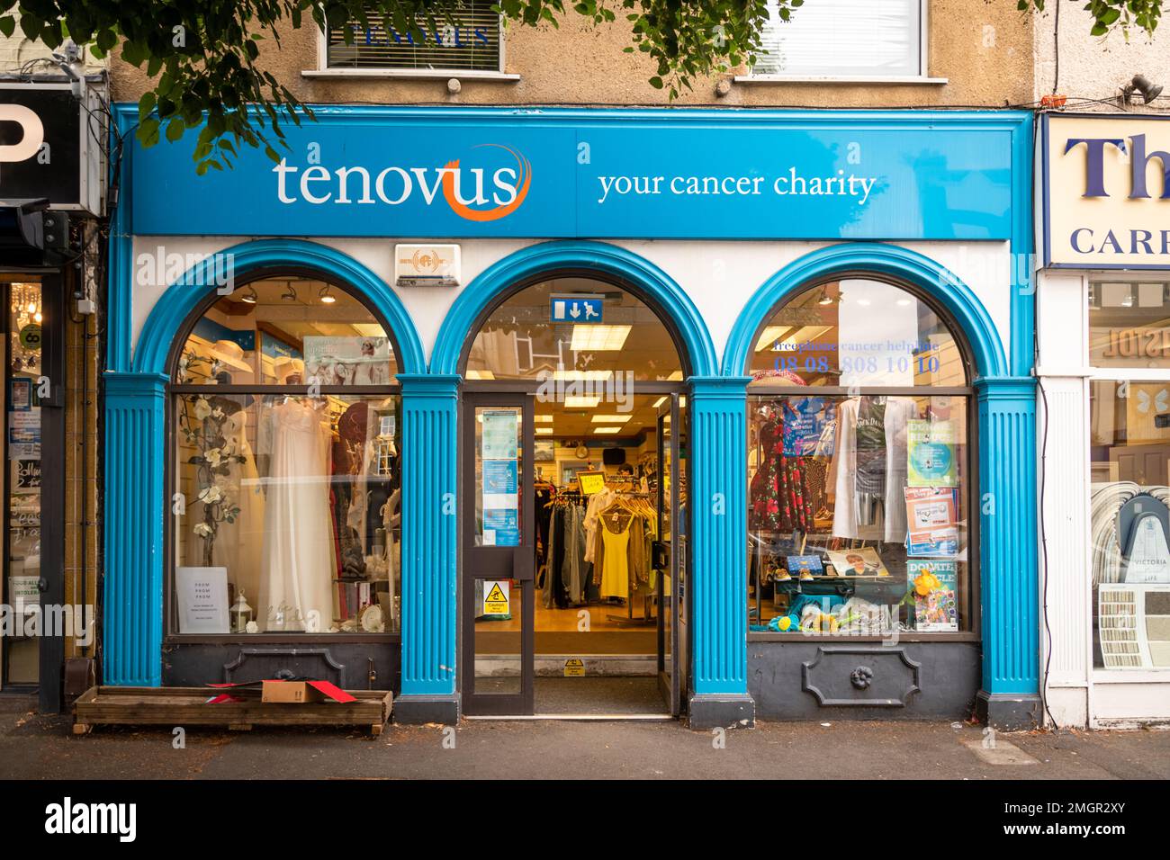 Tenovus - un negozio di beneficenza a Bristol, Regno Unito Foto Stock