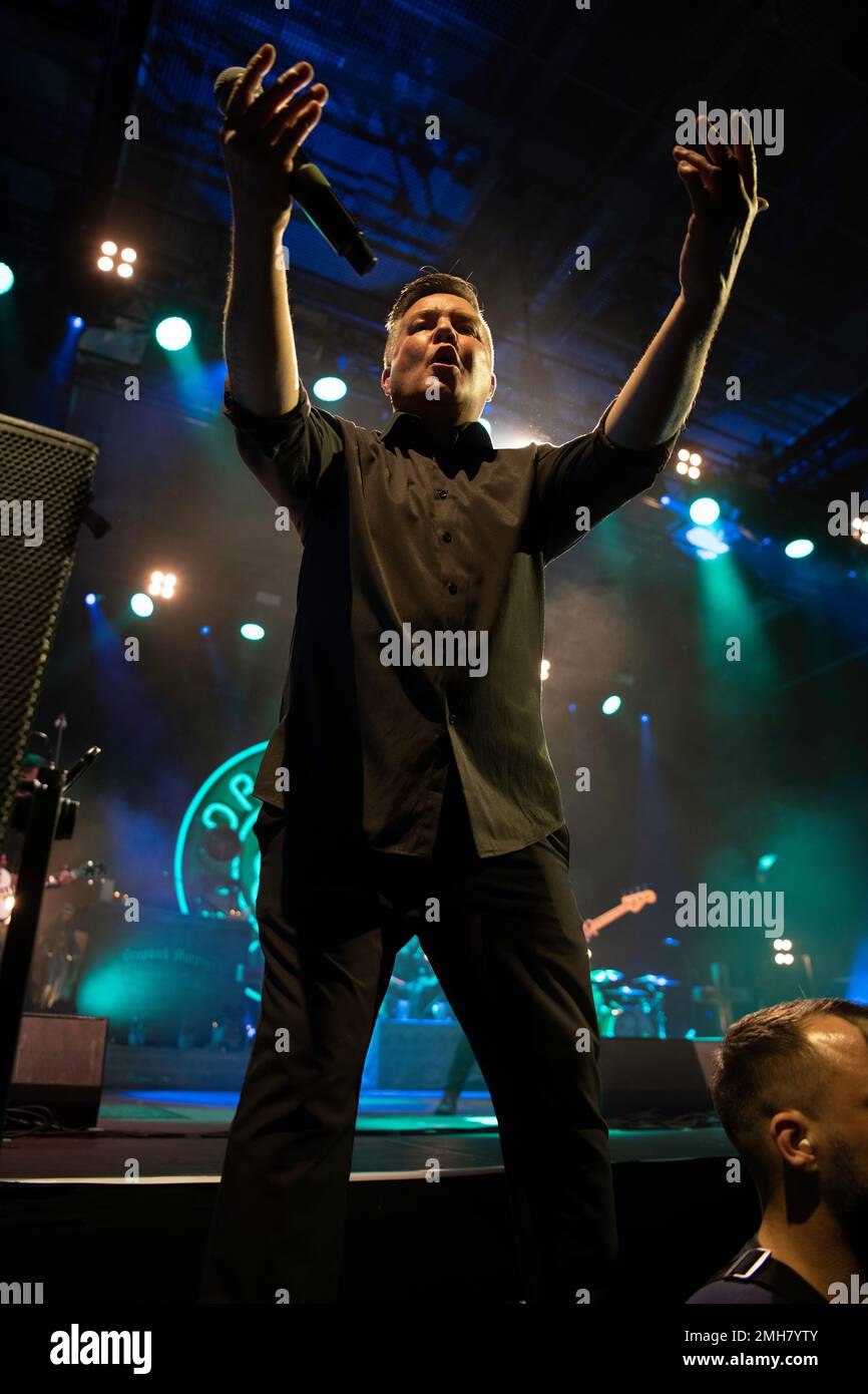 American Celtic punk e da Boston, Dropkick Murphys in concerto dal vivo ad Hannover, germania Foto Stock
