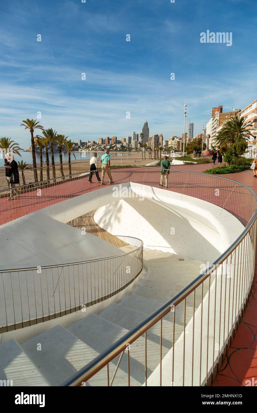 Scala per Poniente Beach dalla Promenade Foto Stock