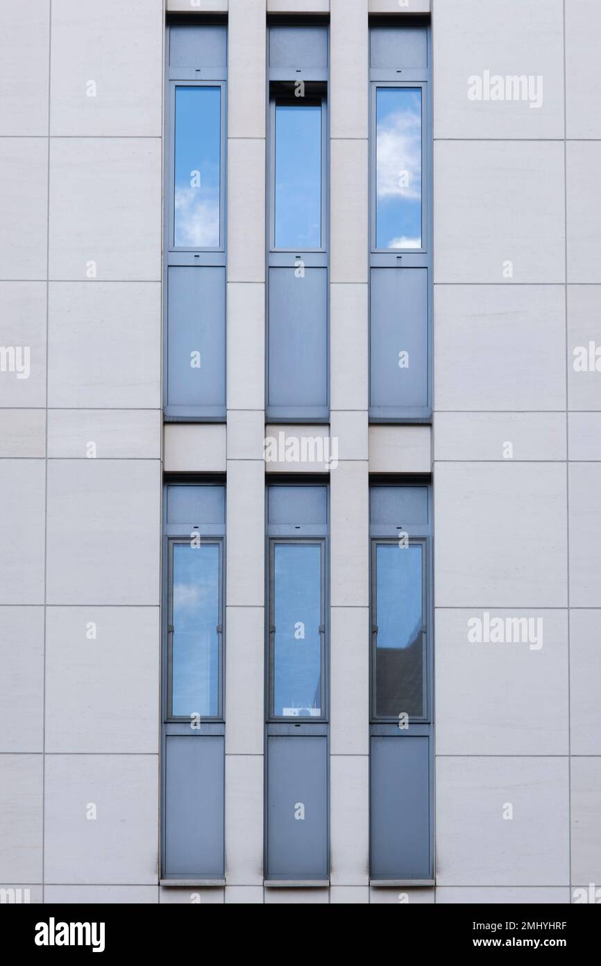 Facciata con finestre, Renania settentrionale-Vestfalia, Germania, Europa Foto Stock