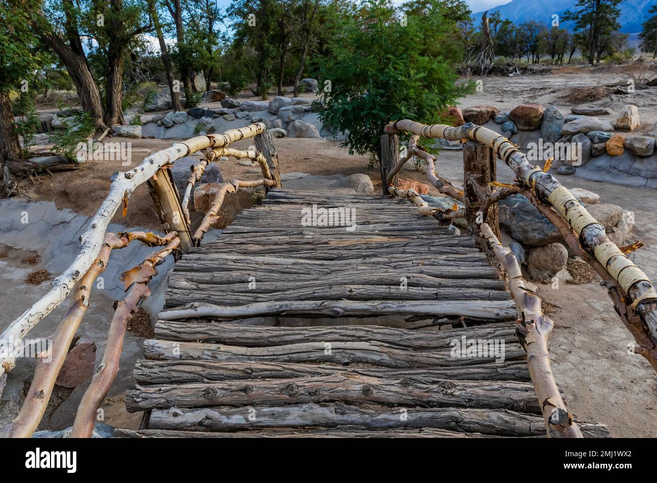Merritt Park è stato sepolto e ponti ricostruiti, nel Manzanar National Historic Site, Owens Valley, California, USA Foto Stock