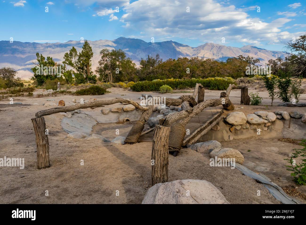 Merritt Park è stato sepolto e ponti ricostruiti, nel Manzanar National Historic Site, Owens Valley, California, USA Foto Stock