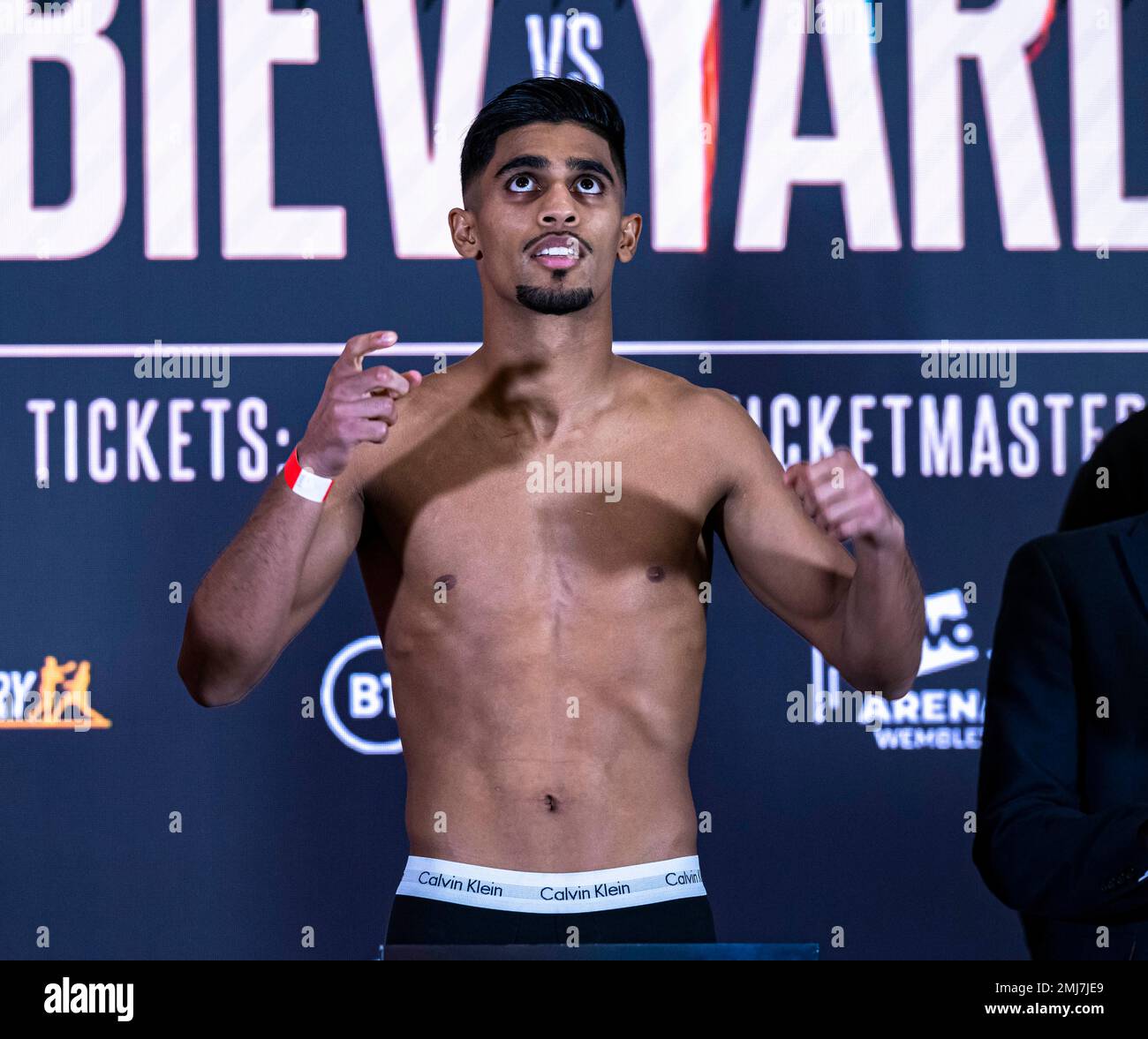 LONDRA, REGNO UNITO. 27th Jan, 2023. Umar Khan durante Beterbiev vs Yarde Official Weigh-in all'OVO Arena di Wembley venerdì 27 gennaio 2023 a LONDRA, INGHILTERRA. Credit: Taka G Wu/Alamy Live News Foto Stock