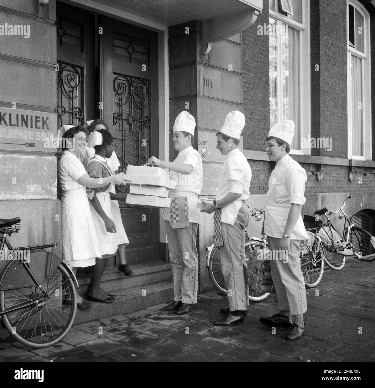 Storia dei Paesi Bassi: Giornata mondiale del risparmio, festa all'Emma Children's Hospital di Amsterdam; data: 29 ottobre 1962 Foto Stock