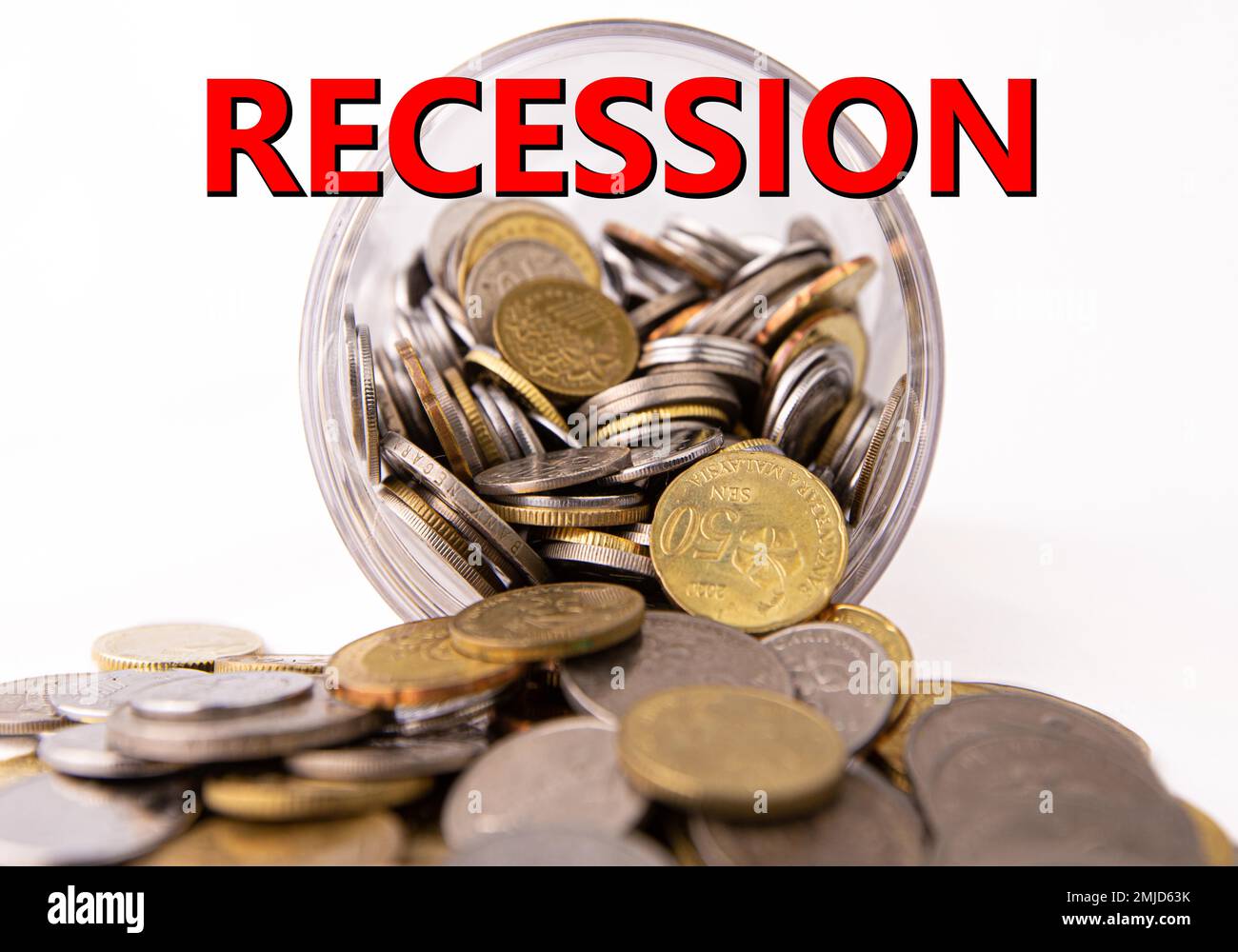 Segno di recessione con moneta che cade da vaso. Recessione economica globale. Crollo del mercato. Illustrazione Vettoriale