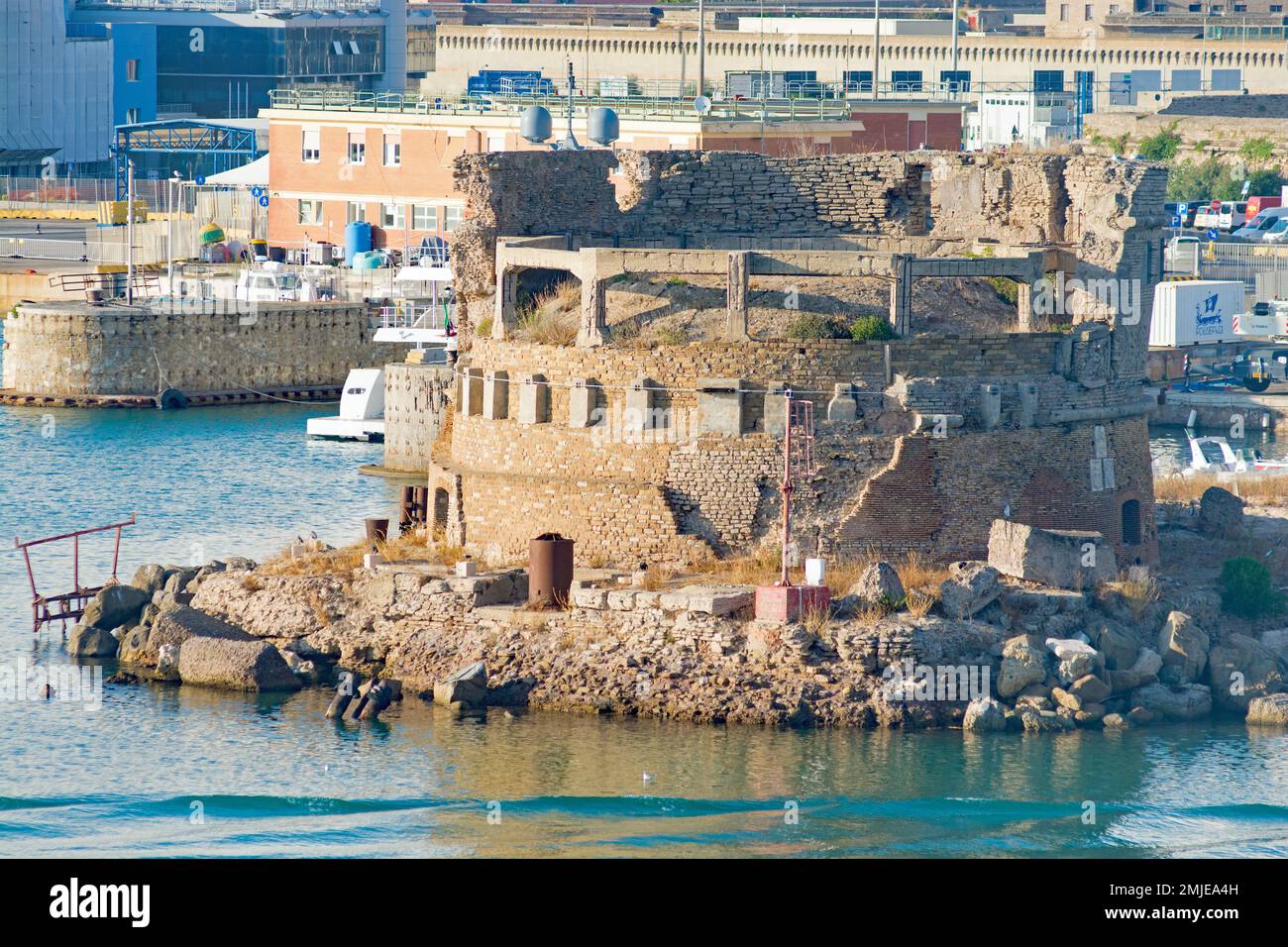 Crociera Azmara a Civitavecchia Foto Stock