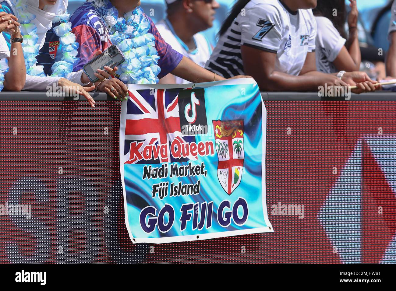 Sydney, Australia. 28th gennaio 2023. 28th gennaio 2023; Allianz Stadium, Sydney, NSW, Australia: HSBC Sydney Rugby Sevens Fiji contro Giappone; i fan delle Fiji mostrano il loro sostegno con un banner Credit: Action Plus Sports Images/Alamy Live News Foto Stock