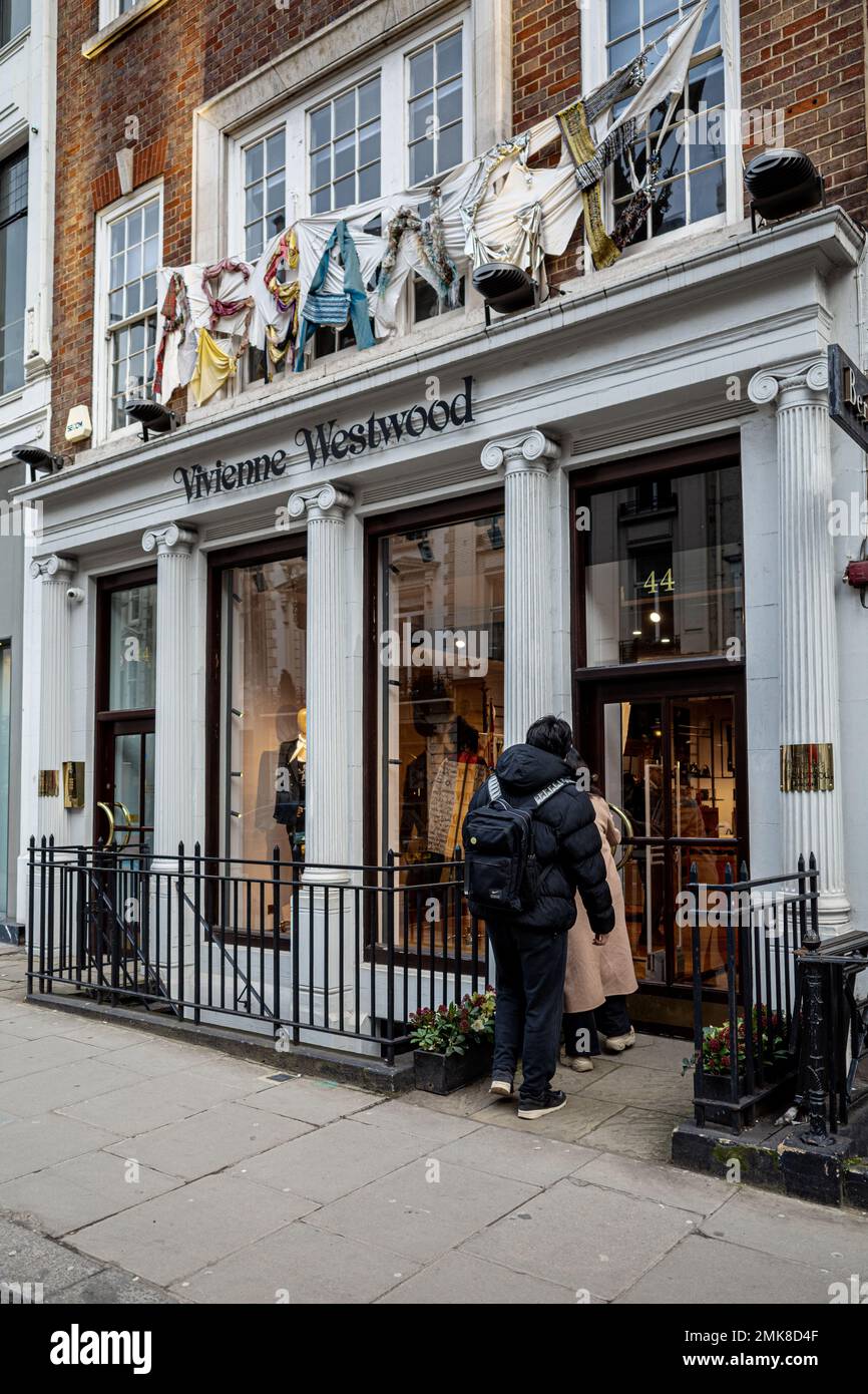 Vivienne Westwood Mayfair London - Vivienne Westwood Flagship Store 44 Conduit Street, Mayfair, Londra. Vivienne Westwood ha aperto il suo primo negozio nel 1971. Foto Stock
