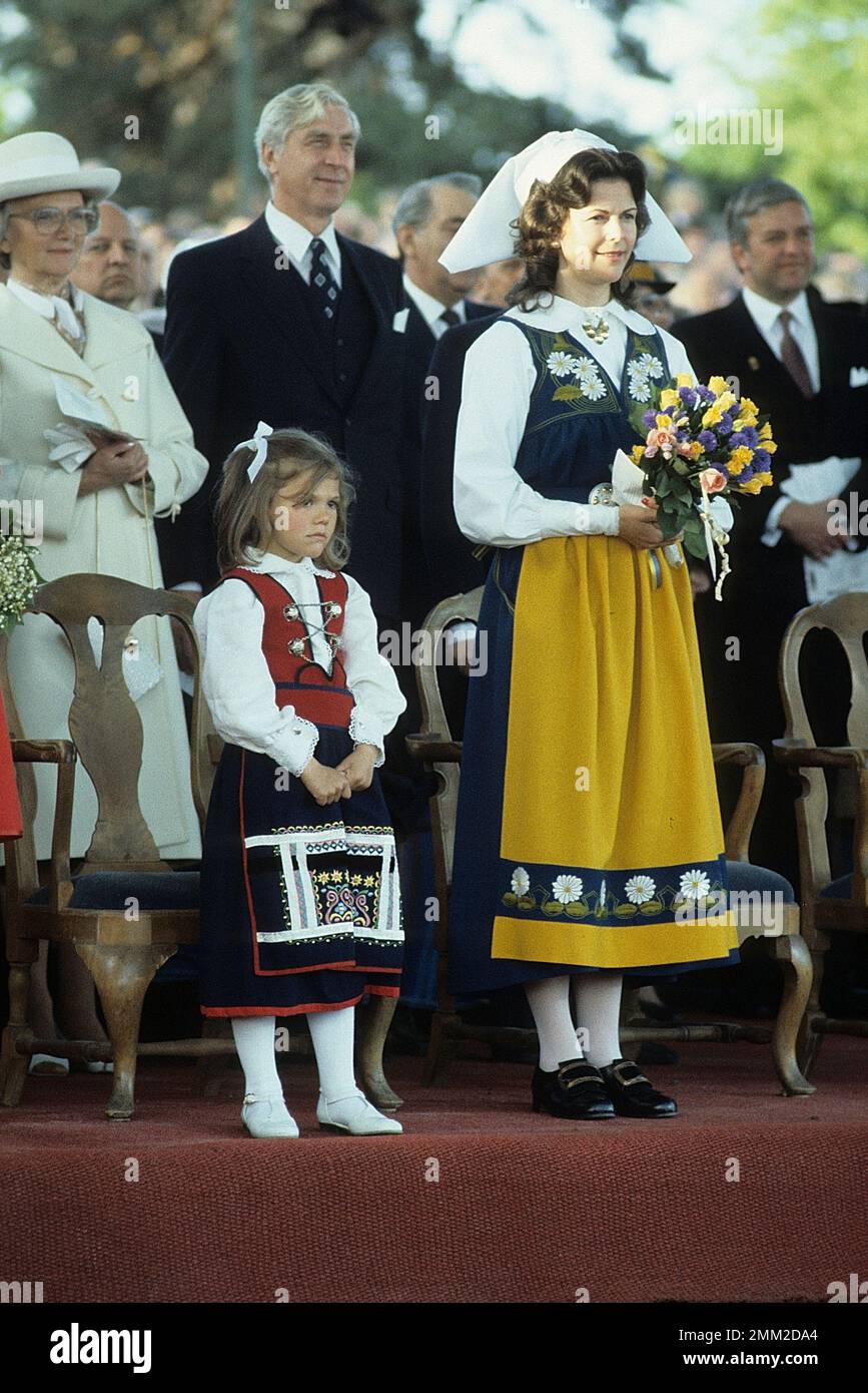 Carl XVI Gustaf, re di Svezia. Nato il 30 aprile 1946. La regina Silvia principessa della corona Victoria nella foto celebra la giornata nazionale svedese del 6 1983 giugno Foto Stock