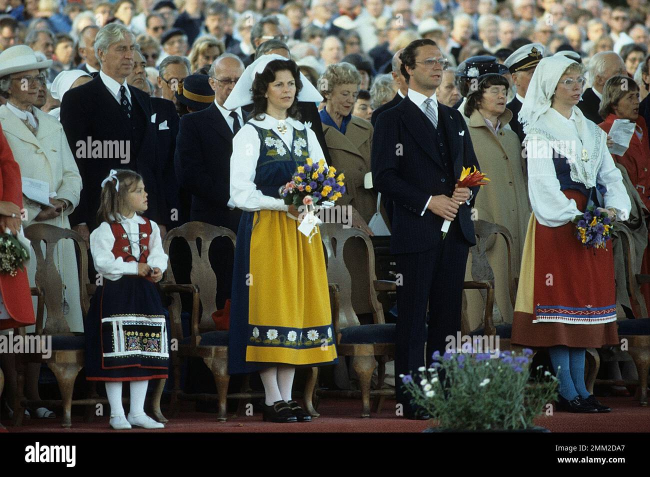 Carl XVI Gustaf, re di Svezia. Nato il 30 aprile 1946. Re Carl Gustaf, la regina Silvia principessa della corona Victoria nella foto celebra la giornata nazionale svedese del 6 1983 giugno Foto Stock
