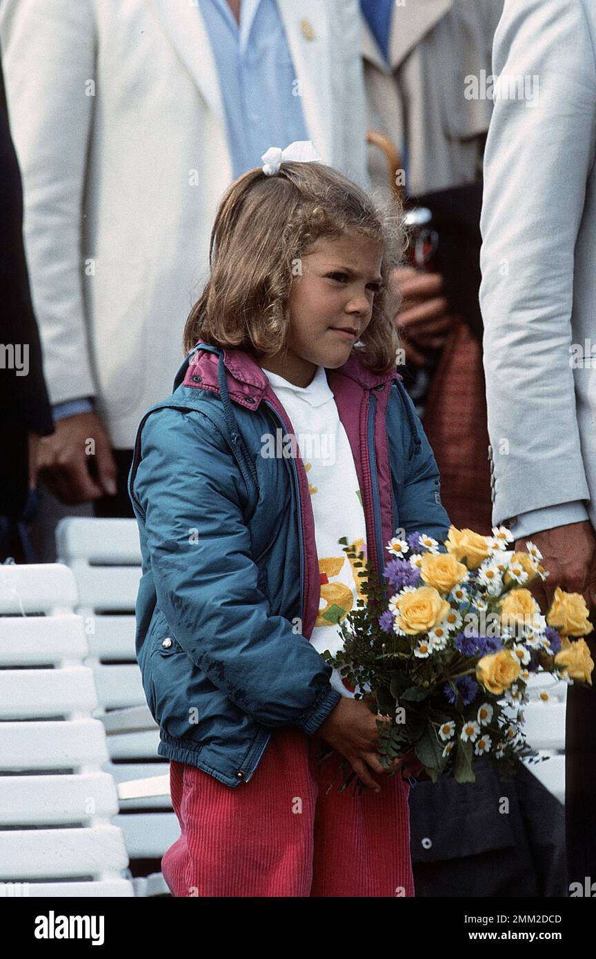 Carl XVI Gustaf, re di Svezia. Nato il 30 aprile 1946. Sua figlia principessa corona Victoria su Victoriaday 14 luglio 1984 Foto Stock