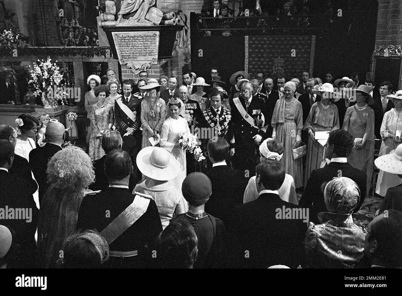 Matrimonio di Carlo XVI Gustaf e Silvia Sommerlath. Carl XVI Gustaf, re di Svezia. Nato il 30 aprile 1946. Il matrimonio 19 giugno 1976. La regina Silvia e il re Carl XVI Gustaf durante la cerimonia nuziale a Storkyrkan a Stoccolma. Foto Stock