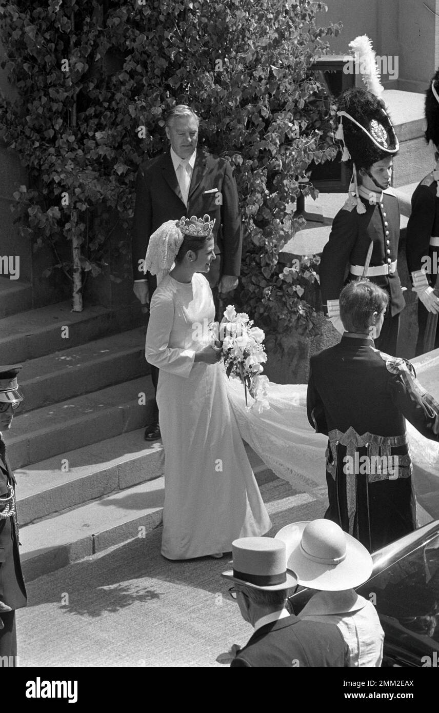 Matrimonio di Carlo XVI Gustaf e Silvia Sommerlath. Carl XVI Gustaf, re di Svezia. Nato il 30 aprile 1946. Le nozze 19 giugno 1976 a Storkyrkan Stoccolma. Foto Stock
