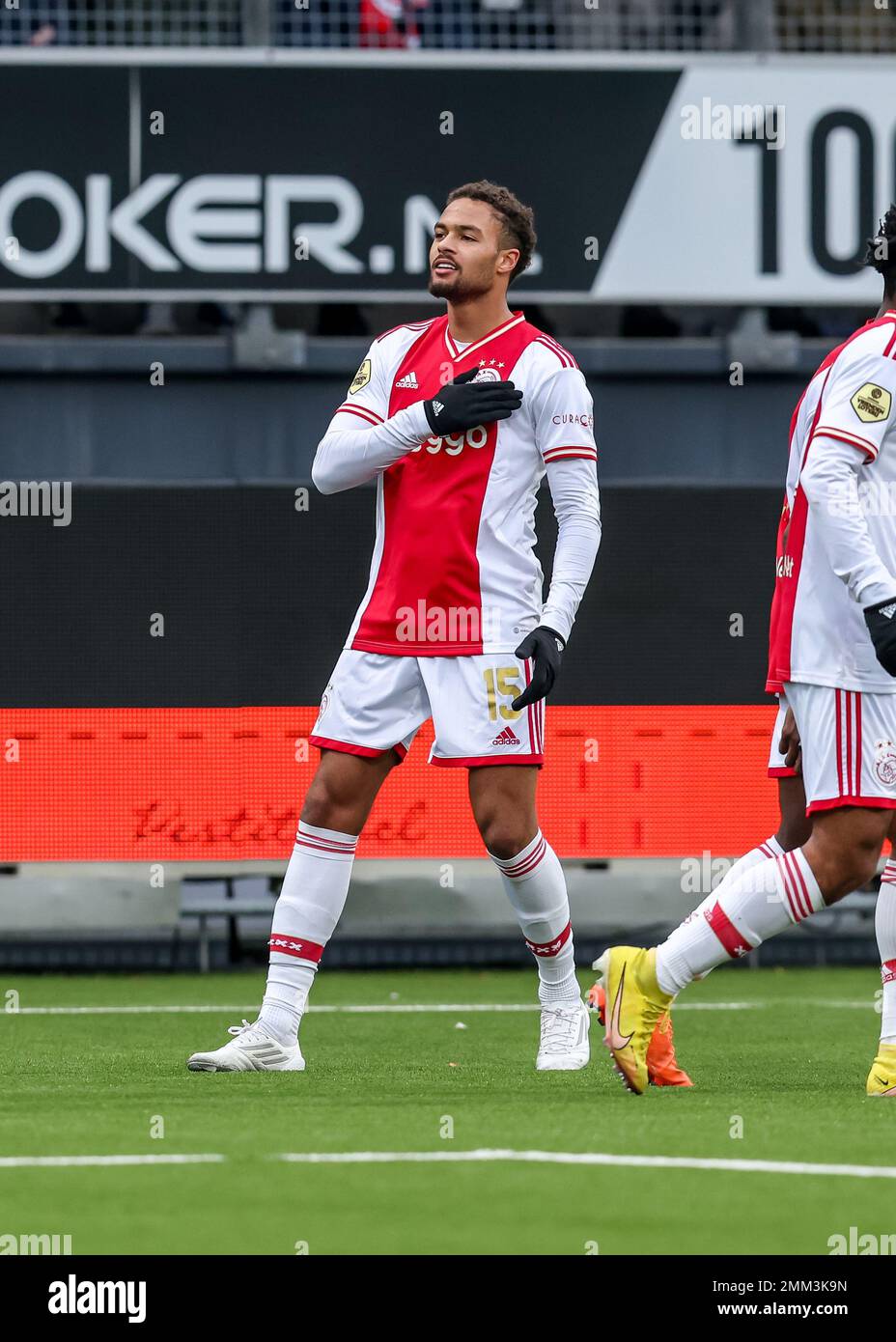 ROTTERDAM, PAESI BASSI - GENNAIO 29: Devyne Rensch di Ajax celebra il ...