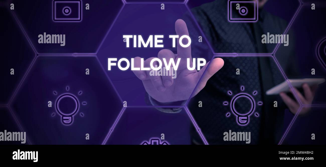 Tempo di visualizzazione concettuale per il follow-up. Approccio aziendale richiesta dell'attività precedente o continuazione delle informazioni Foto Stock