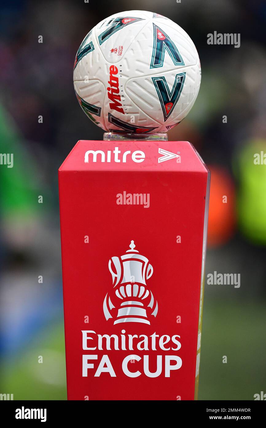 Brighton, Regno Unito. 29th Jan, 2023. La palla per la partita della fa Cup Fourth Round tra Brighton & Hove Albion e Liverpool all'Amex il 29th 2023 gennaio a Brighton, Inghilterra. (Foto di Jeff Mood/phcimages.com) Credit: PHC Images/Alamy Live News Foto Stock