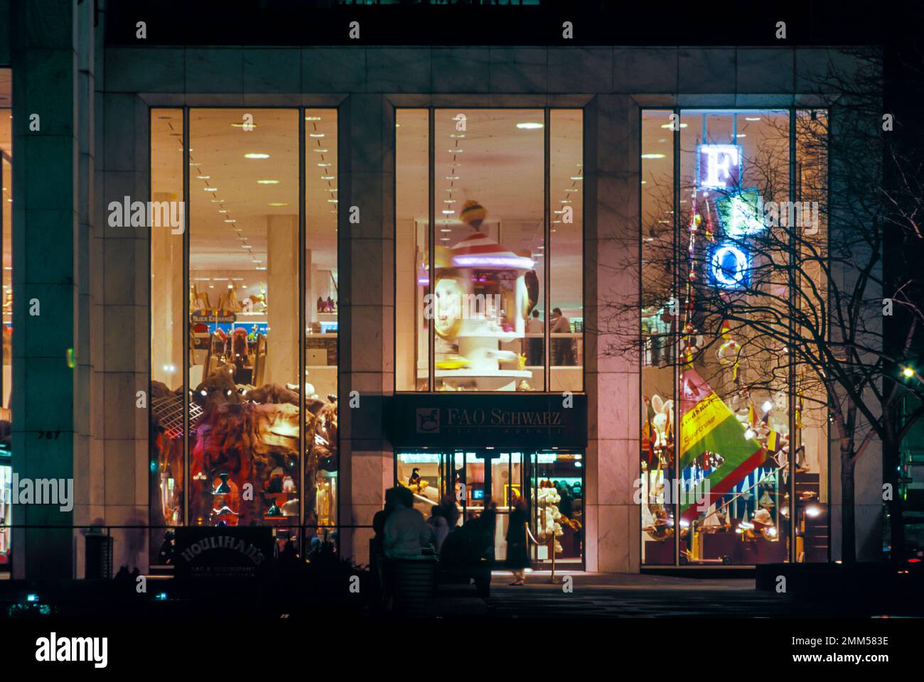 1987 STORICO FAO SCHWARZ TOY STORE FIFTH AVENUE MANHATTAN NEW YORK CITY USA Foto Stock