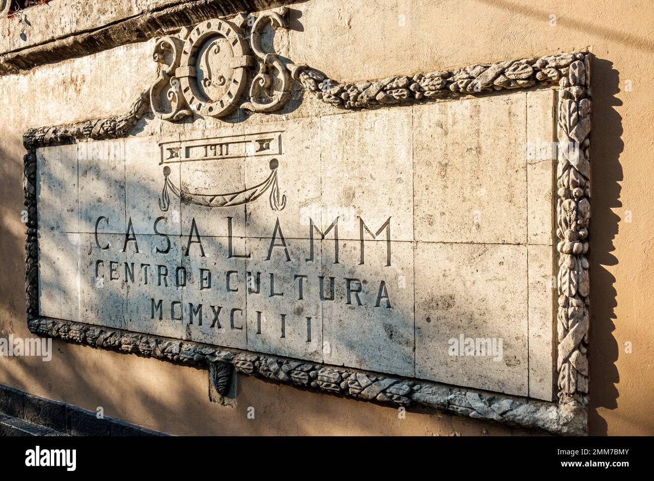 Città del Messico, Avenida Alvaro ObregÃ³n Roma Norte Cuauhtemoc, Casa Lamm Cultural Center, cartello informazioni Foto Stock