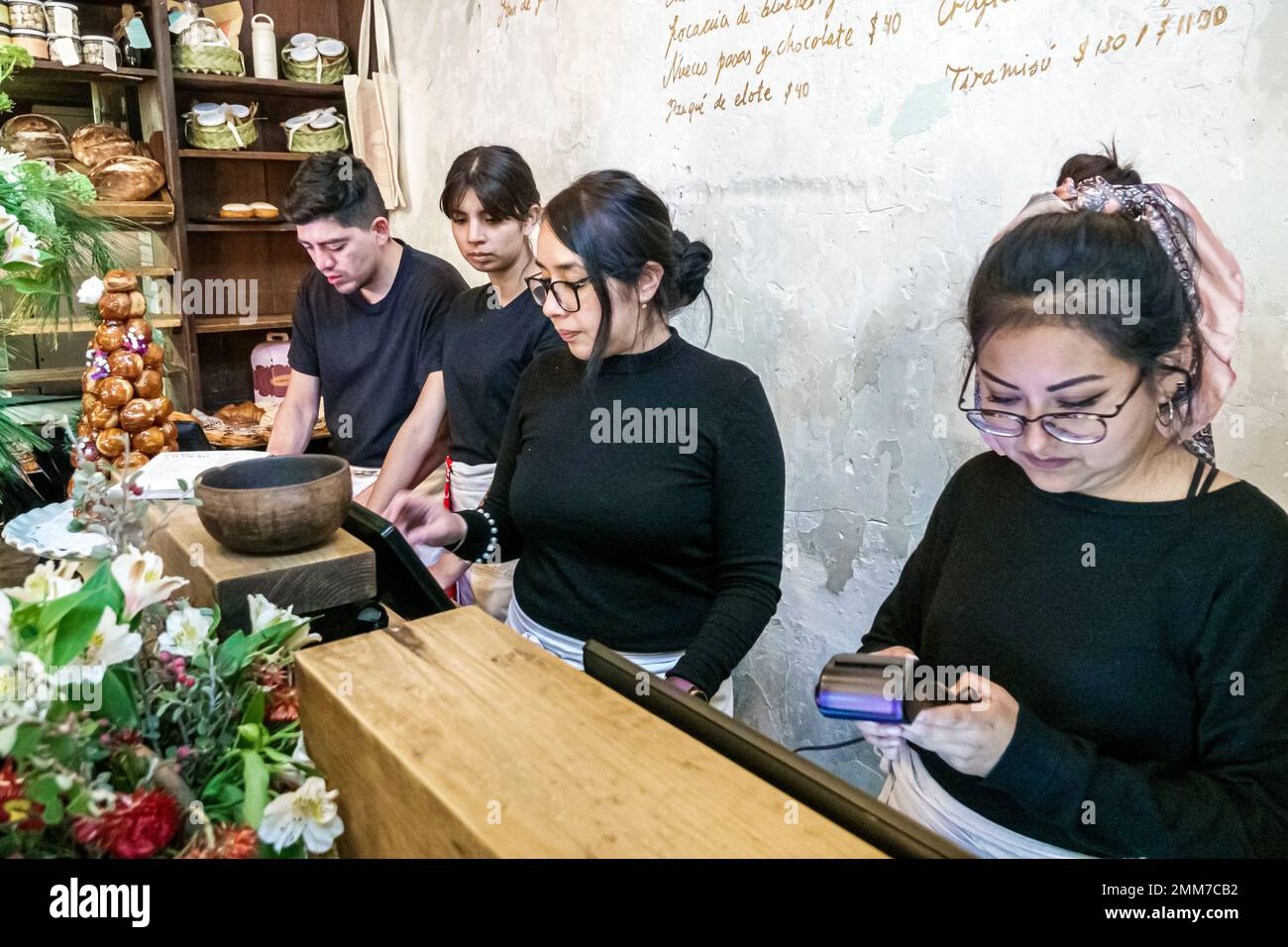Città del Messico, Colima Roma Norte Cuauhtemoc, panetteria Panaderia Rosetta, uomo uomo maschio, donna donna donna donna donna donna donna donna donna, adulti, residenti interni Foto Stock