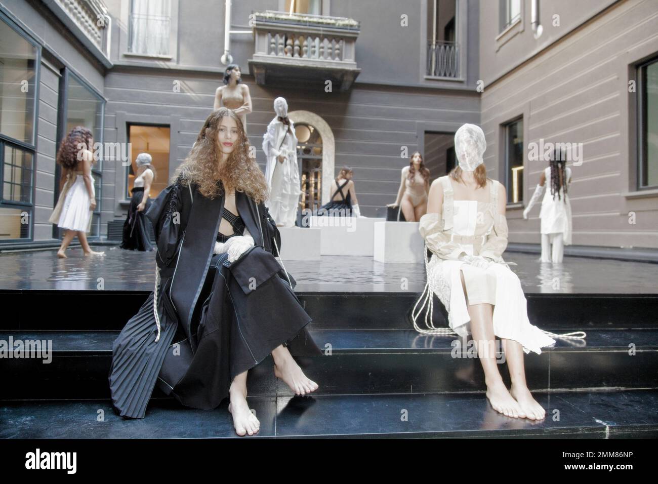 Apnea MFW22 mostra delle Sirene Foto Stock