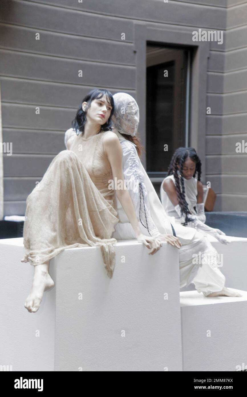 Apnea MFW22 mostra delle Sirene Foto Stock
