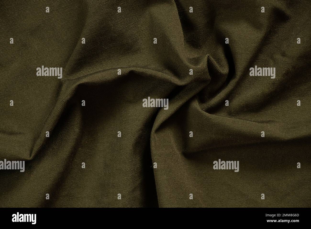 tessuto verde scuro sbriciolato come sfondo, tessuto verde Foto Stock