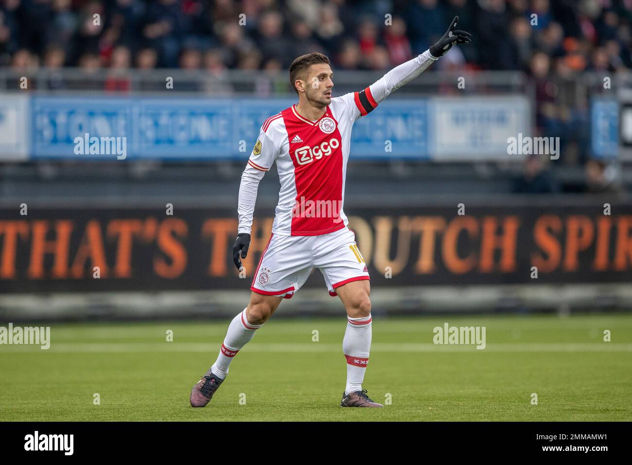 ROTTERDAM, PAESI BASSI - GENNAIO 29: Dusan Tadic of Ajax durante la partita olandese di Eredivie tra Excelsior Rotterdam e Ajax allo stadio Van Donge & De Roo il 29 Gennaio 2022 a Rotterdam, Paesi Bassi (Foto di Peter van der Klooster/Alamy Live News) Foto Stock