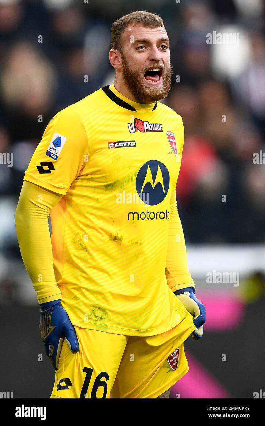 Torino, Italia. 29 gennaio 2023. Michele di Gregorio dell'AC Monza reagisce durante la Serie A una partita di calcio tra Juventus FC e AC Monza. Credit: Nicolò campo/Alamy Live News Foto Stock