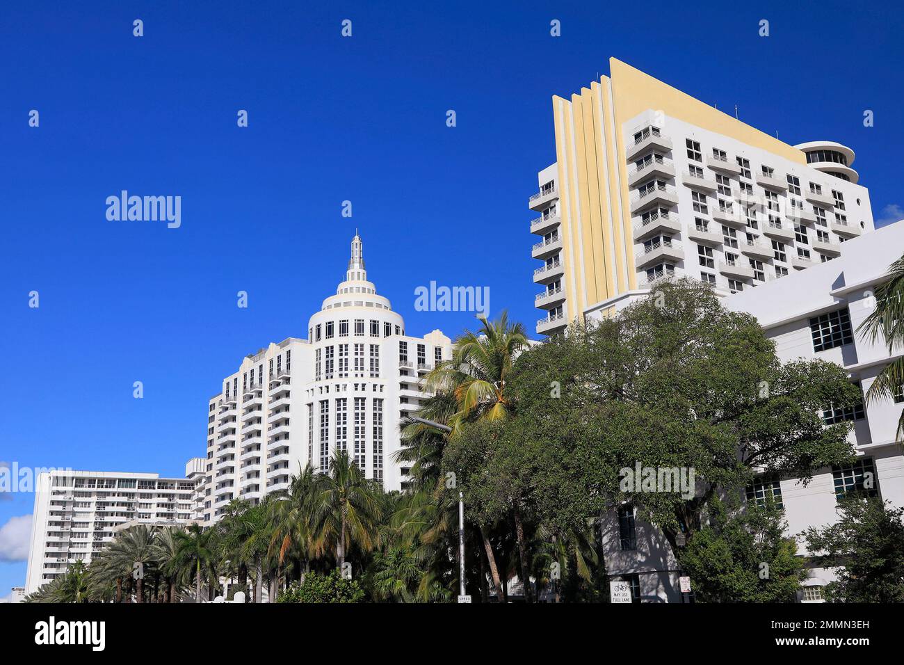 Collins Avenue Art Deco skyline di Miami Beach, Florida Foto Stock