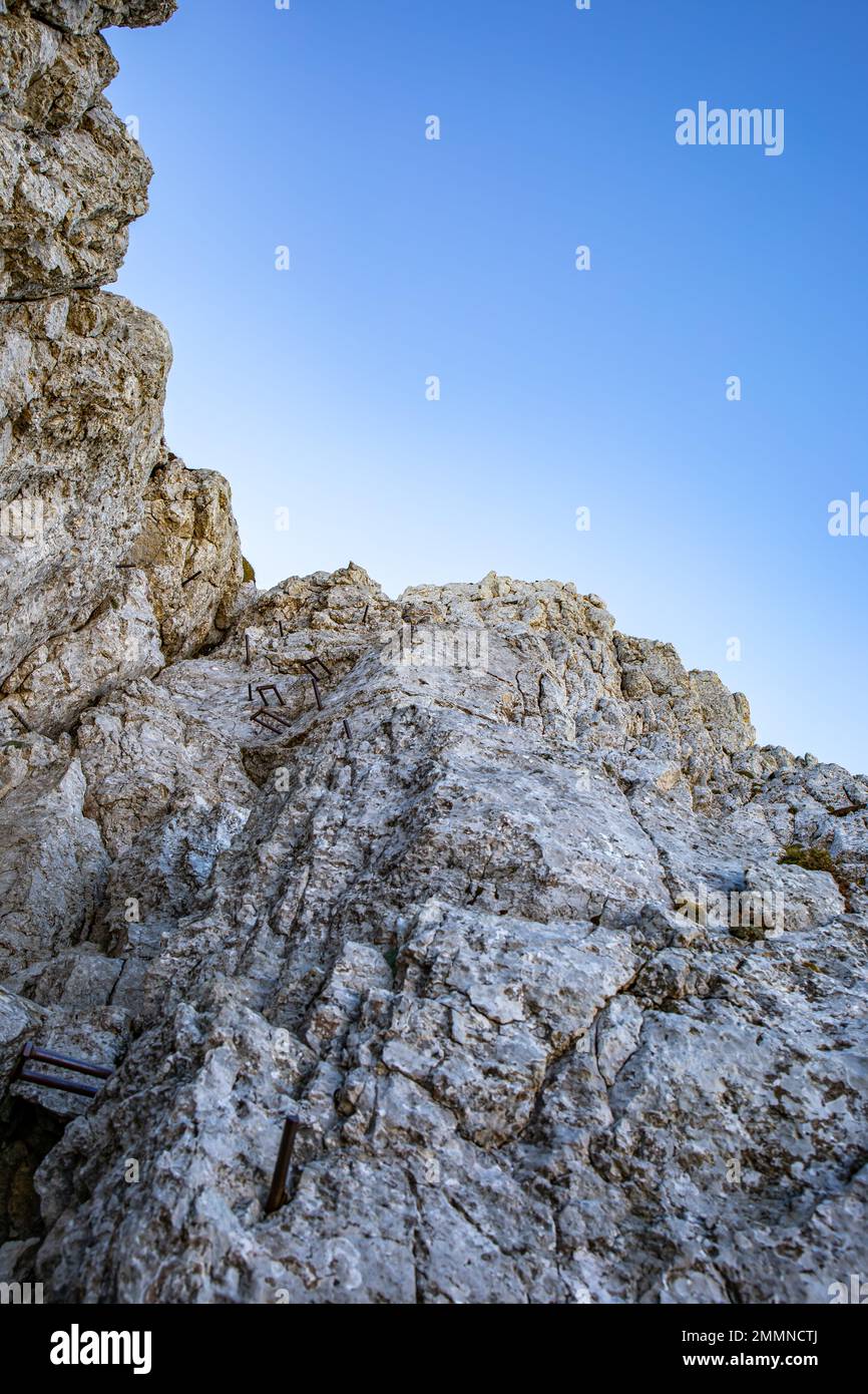 Tour escursionistico Križ - Stenar - Bovški gamsovec, alpi Giulie, Slovenia Foto Stock