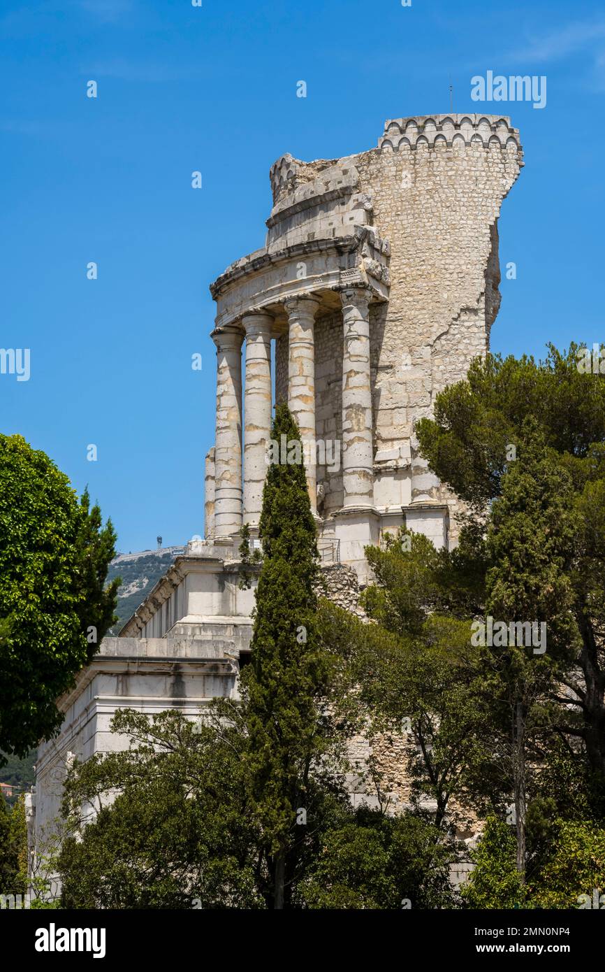 Francia, Alpes-Maritimes, la Turbie, Trophée d'Auguste o Trophée des Alpes, monumento romano costruito nel 6 AC. Foto Stock