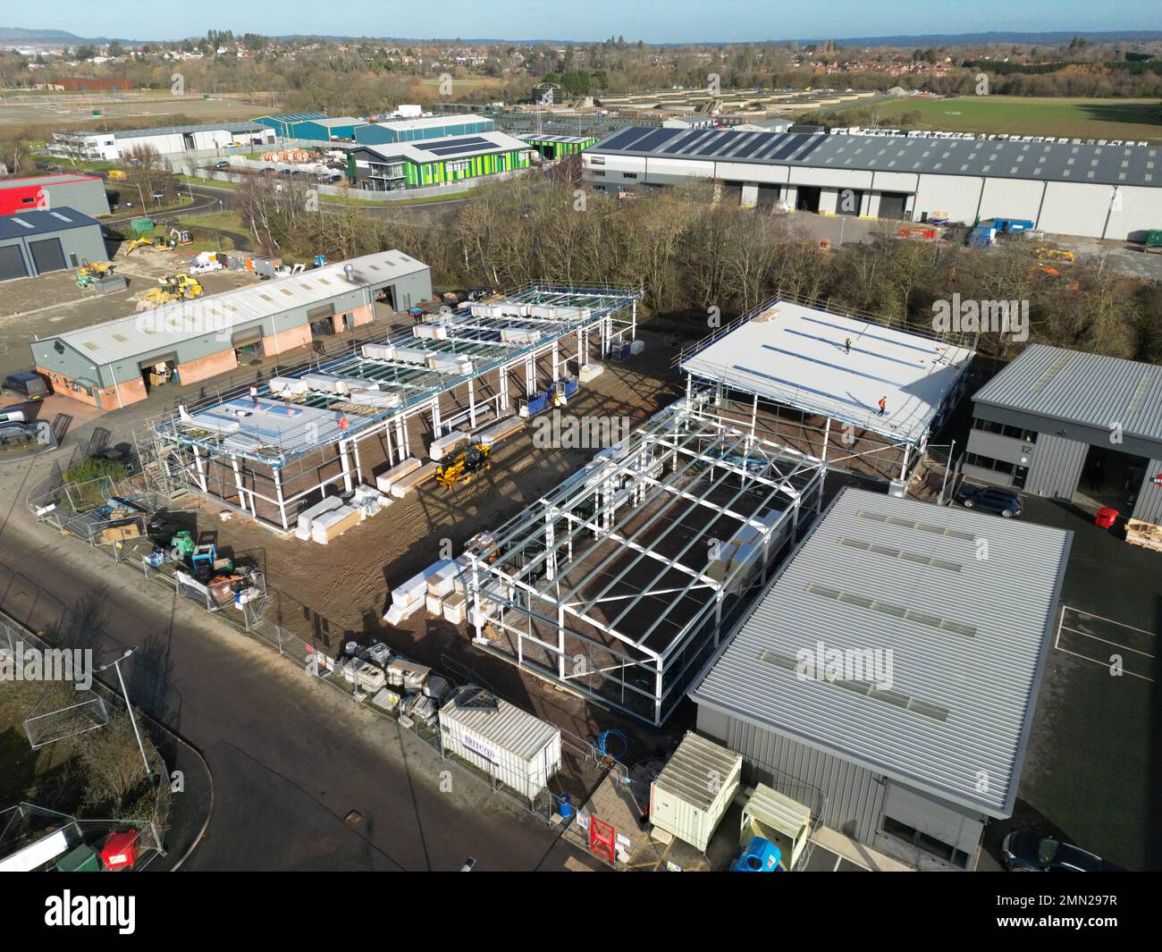 Vista aerea dei lavori di costruzione del nuovo moderno parco commerciale Skylon Park a Rotherwas a Hereford, Regno Unito - presa nel gennaio 2023 Foto Stock