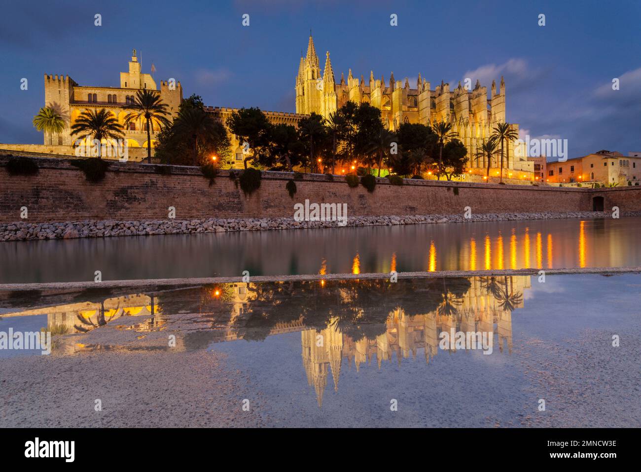 Catedral de Mallorca , siglo XIII, Monumento Histórico-artístico, Palma di Mallorca, Islas Baleares, España, Europa Foto Stock