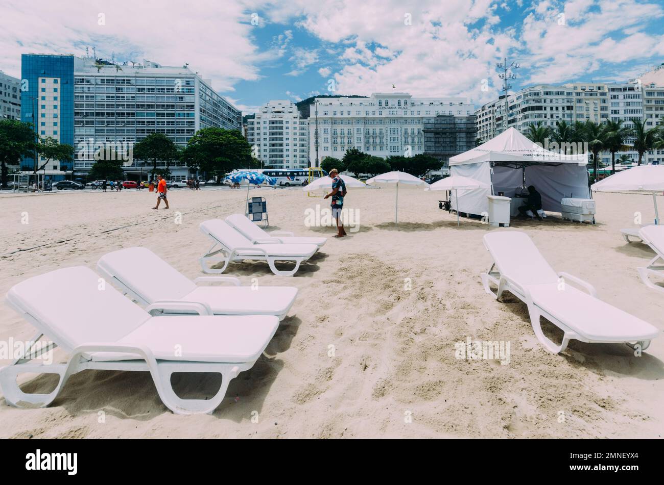 Rio de Janeiro, Brasile - 30 gennaio 30, 2023: Facciata dell'iconico Copacabana Palace Hotel a Copacabana, Rio de Janeiro, Brasile Foto Stock