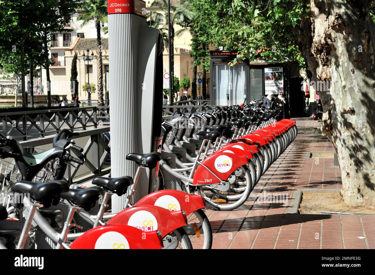 Noleggio biciclette, Noleggio biciclette, Centro citta', Siviglia, Andalucia, Spagna Foto Stock