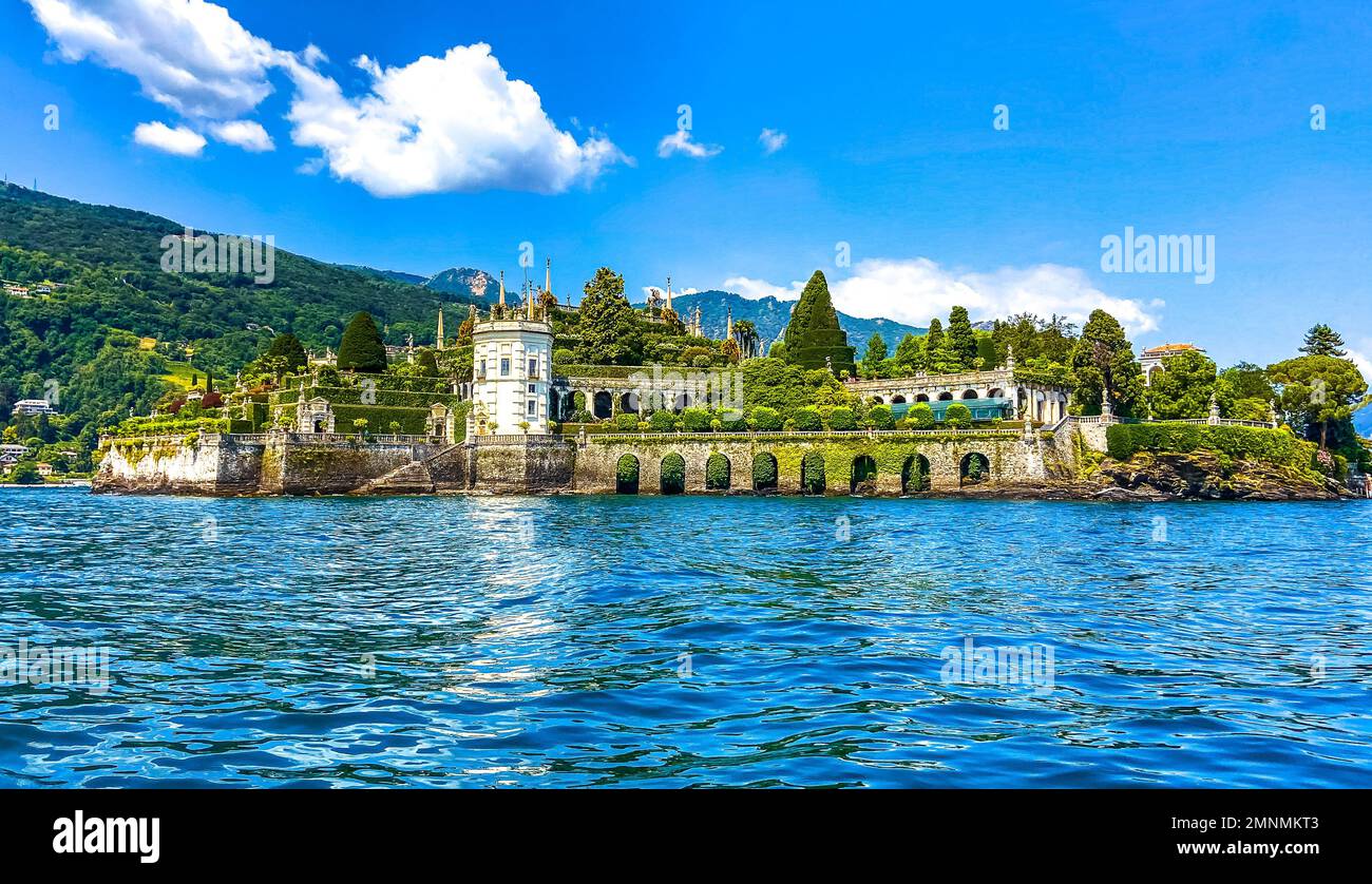 Palazzo Borromeo, Palazzo con vista esterna sull'Isola Bella, arcipelago delle Isole Borromee, Lago maggiore, Italia Foto Stock