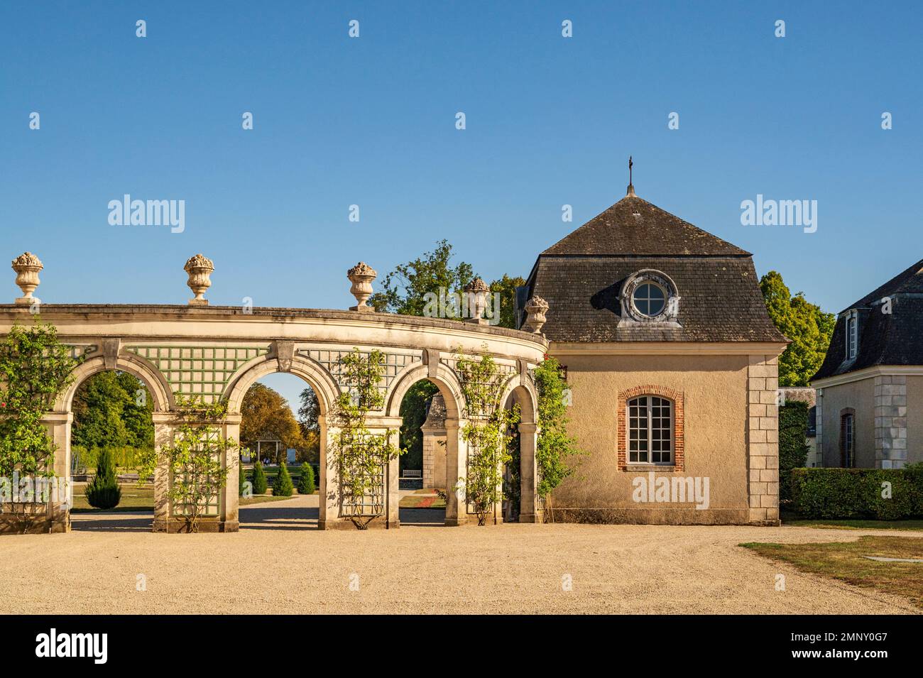 Il castello Château de la Motte-Tilly a la Motte-Tilly nella valle della Senna del dipartimento Aube, in Francia Foto Stock