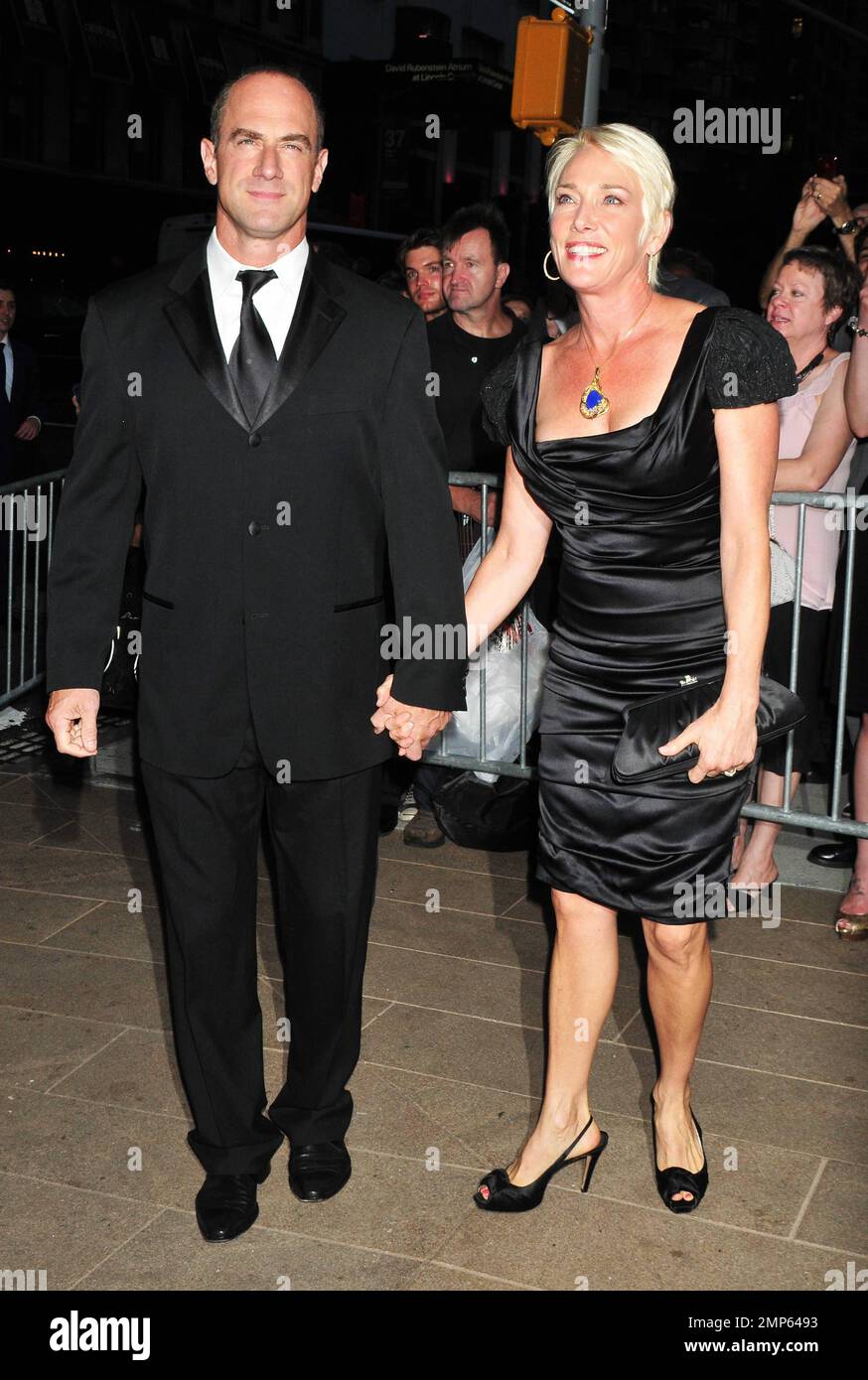 Christopher Meloni e la moglie Sherman Williams al New York City Ballet Fall Gala del 2011 che si tiene al David Koch Theatre del Lincoln Center. New York, New York, 22nd settembre 2011. Foto Stock Christopher Meloni e la moglie Sherman Williams al New York City Ballet Fall Gala del 2011 che si tiene al David Koch Theatre del Lincoln Center. New York, New York, 22nd settembre 2011. Foto Stock