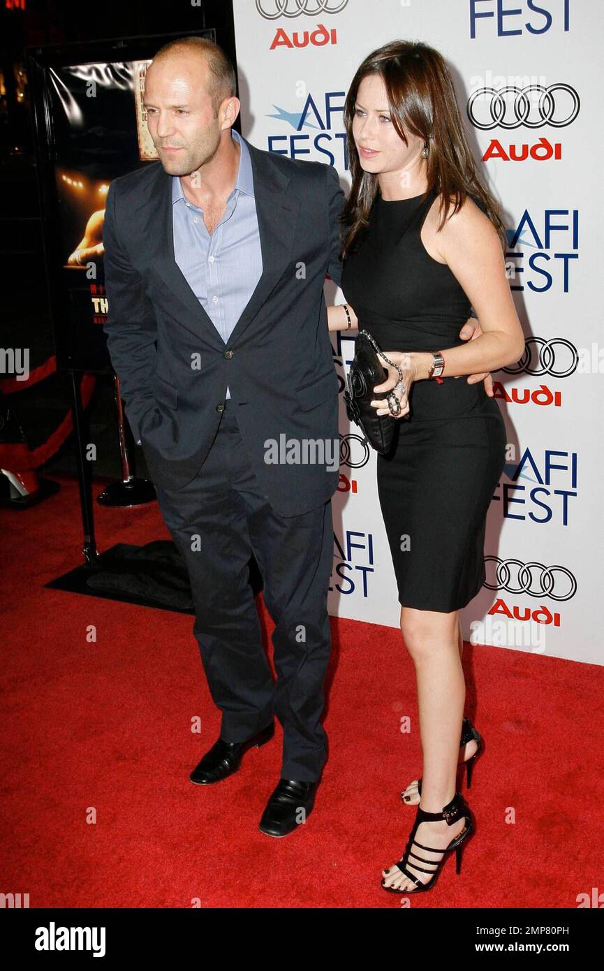 Jason Statham e la sua ragazza Alex Zosman arrivano alla proiezione AFI FEST 2008 della verità nel 24 a Hollywood, CA. 11/06/2008. Foto Stock