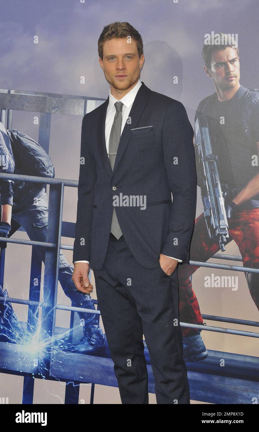 Jonny Weston al The Divergent Series: Allegiant film premiere a New York. 14th marzo, 2016. Foto Stock