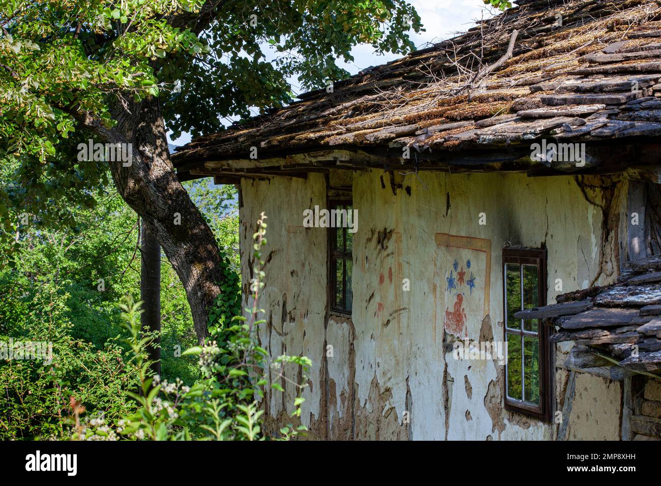 Villaggio Staro Stefanovo, antica architettura tradizionale, comune di Lovech Foto Stock