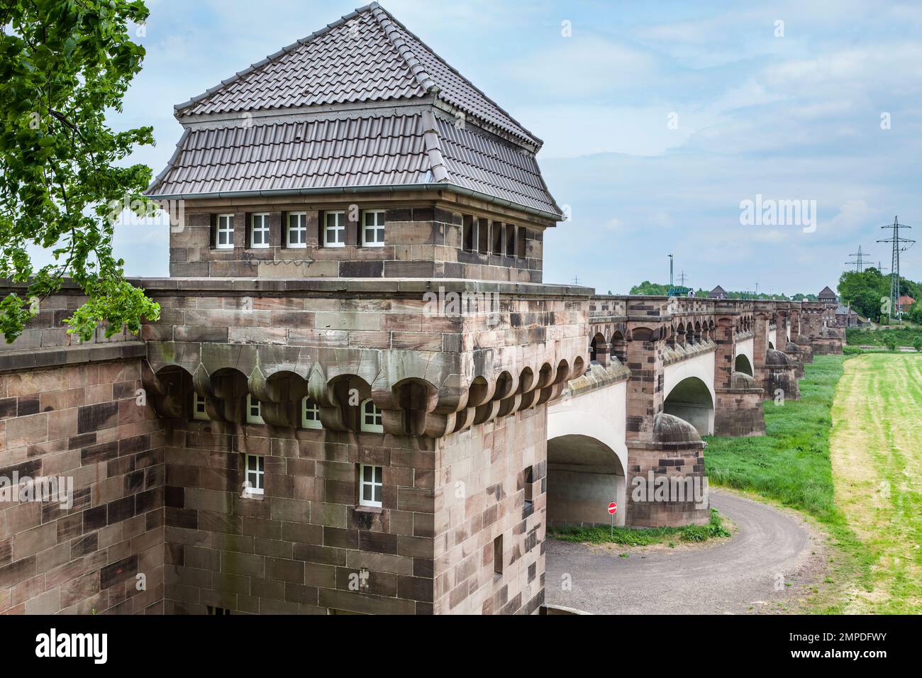 Il vecchio ponte sul canale, l'acquedotto di Minden, Minden, Renania settentrionale-Vestfalia, Germania Foto Stock