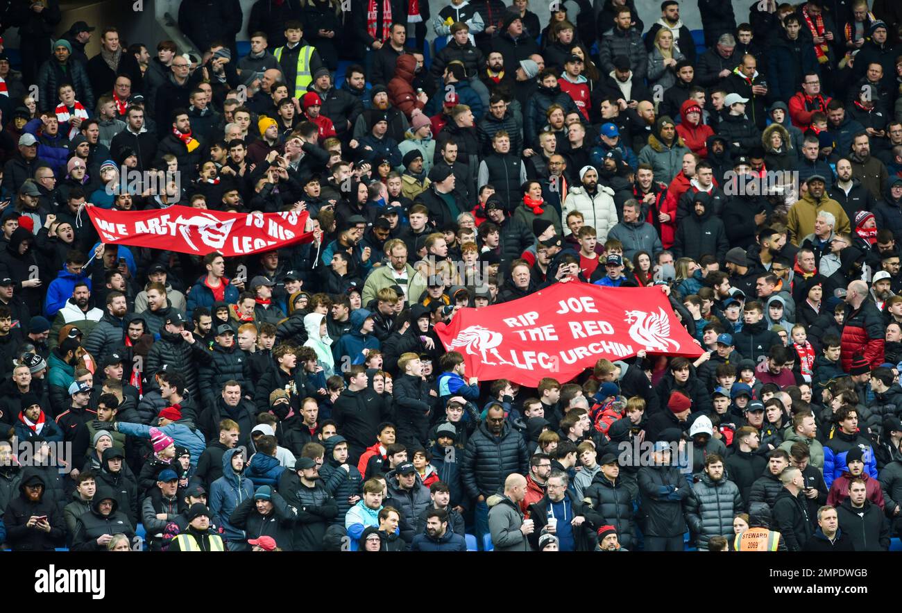 I tifosi di Liverpool durante la partita della Emirates fa Cup Fourth Round tra Brighton & Hove Albion e Liverpool all'American Express Community Stadium , Brighton , UK - 29th gennaio 2023 Foto Simon Dack/Telephoto Images. Solo per uso editoriale. Nessun merchandising. Per le immagini di calcio si applicano le restrizioni di fa e Premier League inc. Nessun utilizzo di Internet/cellulare senza licenza FAPL - per i dettagli contattare Football Dataco Foto Stock