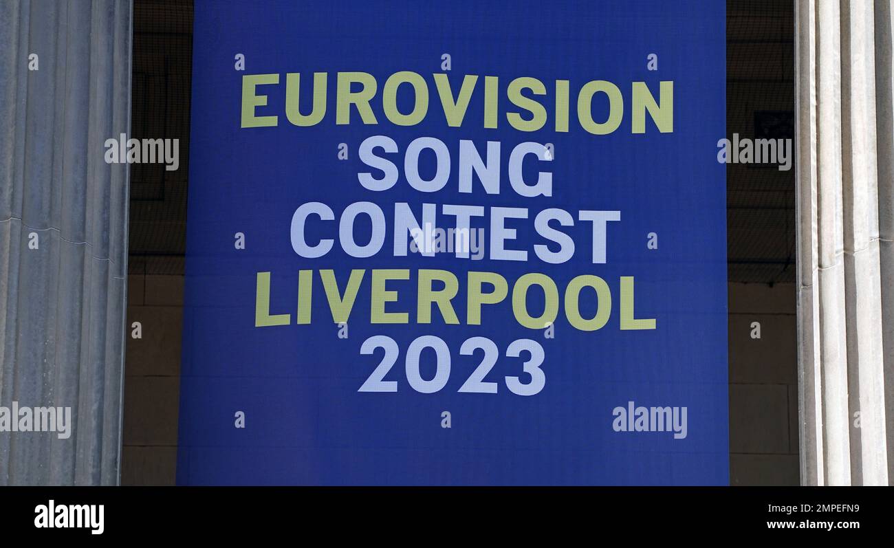Il marchio Eurovision Song Contest è esposto alla St George's Hall di Liverpool. Data immagine: Martedì 31 gennaio 2023. Foto Stock