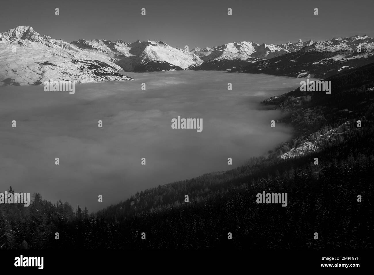 Michael Bunel / le Pictorium - Sci nelle Alpi - 5/1/2016 - Savoia / Francia / la plagne - sci vacanza illustrazione. 23 gennaio 2023. La plagn Foto Stock
